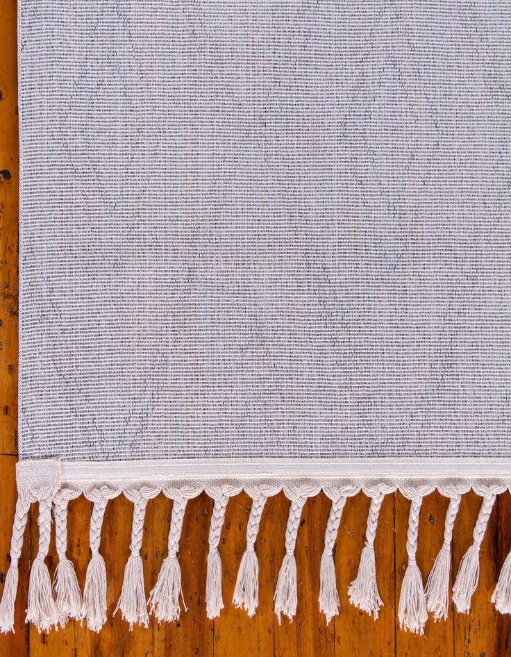 Detail image of  2' 4 x 3' 3 Artemis Rug