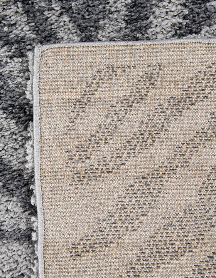 Detail image of  5' 3 x 7' 6 Athena Shag Rug