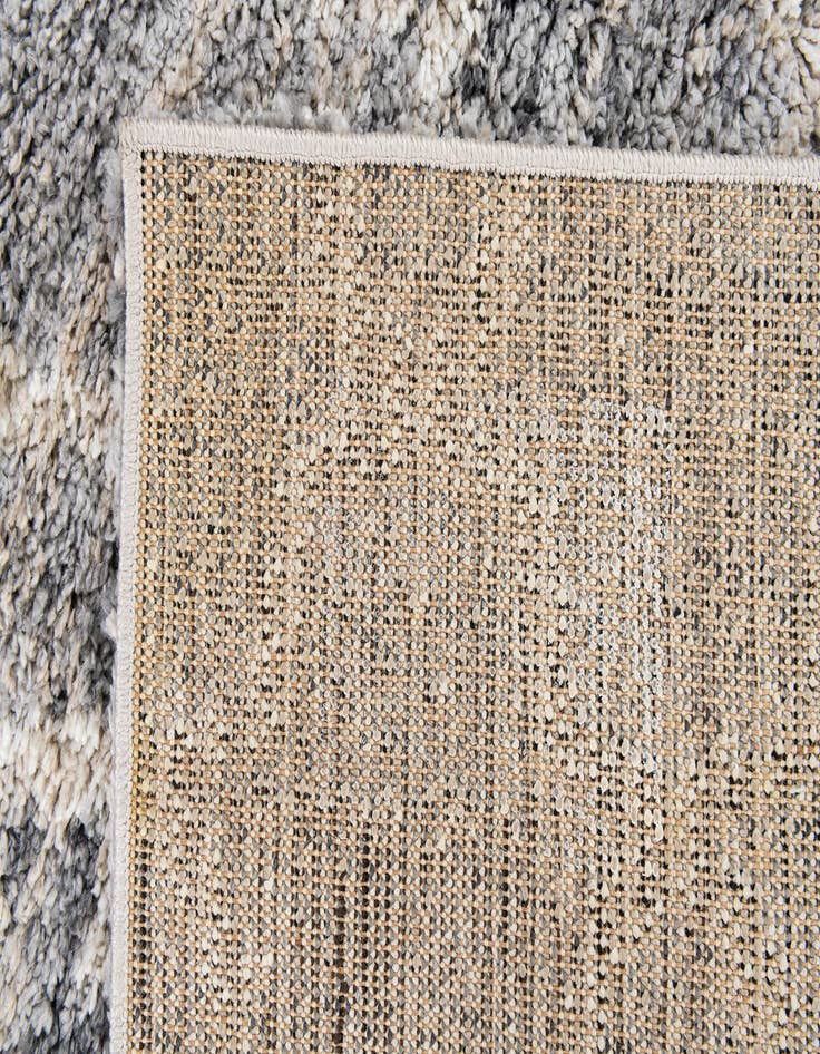 Detail image of  5' 4 x 7' 5 Athena Shag Rug
