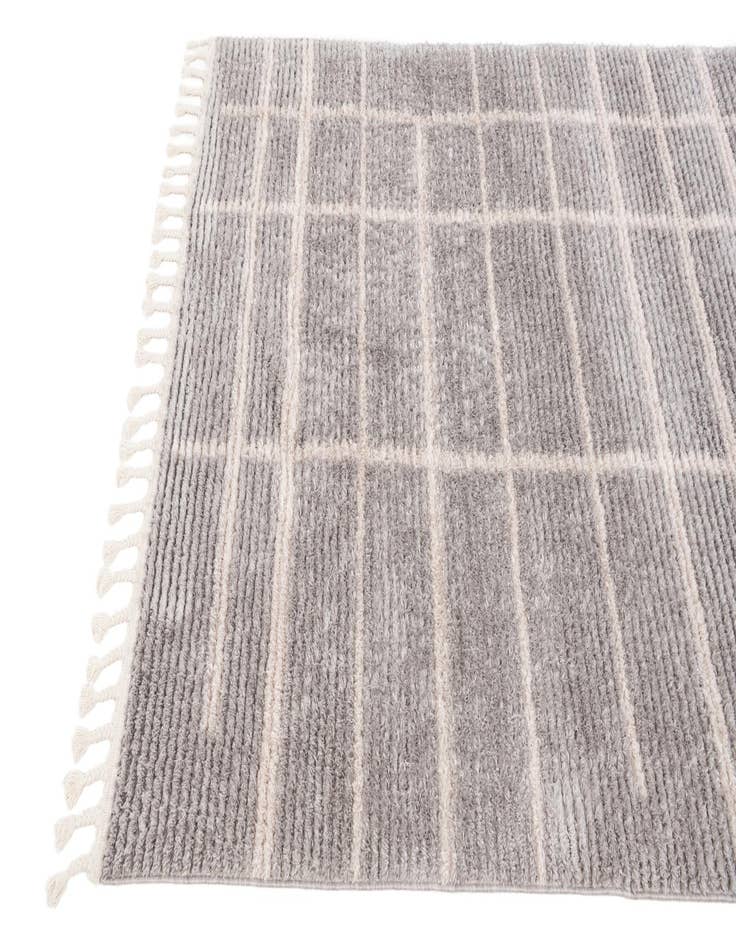 Detail image of  5' 3 x 7' 7 Athena Shag Rug