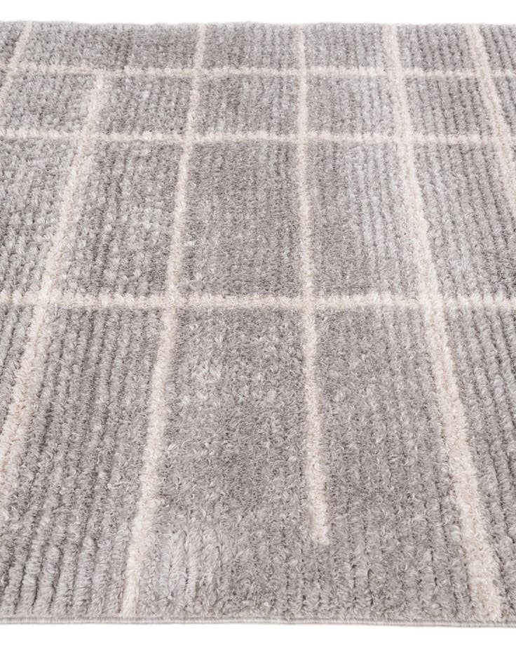 Detail image of  5' 3 x 7' 7 Athena Shag Rug