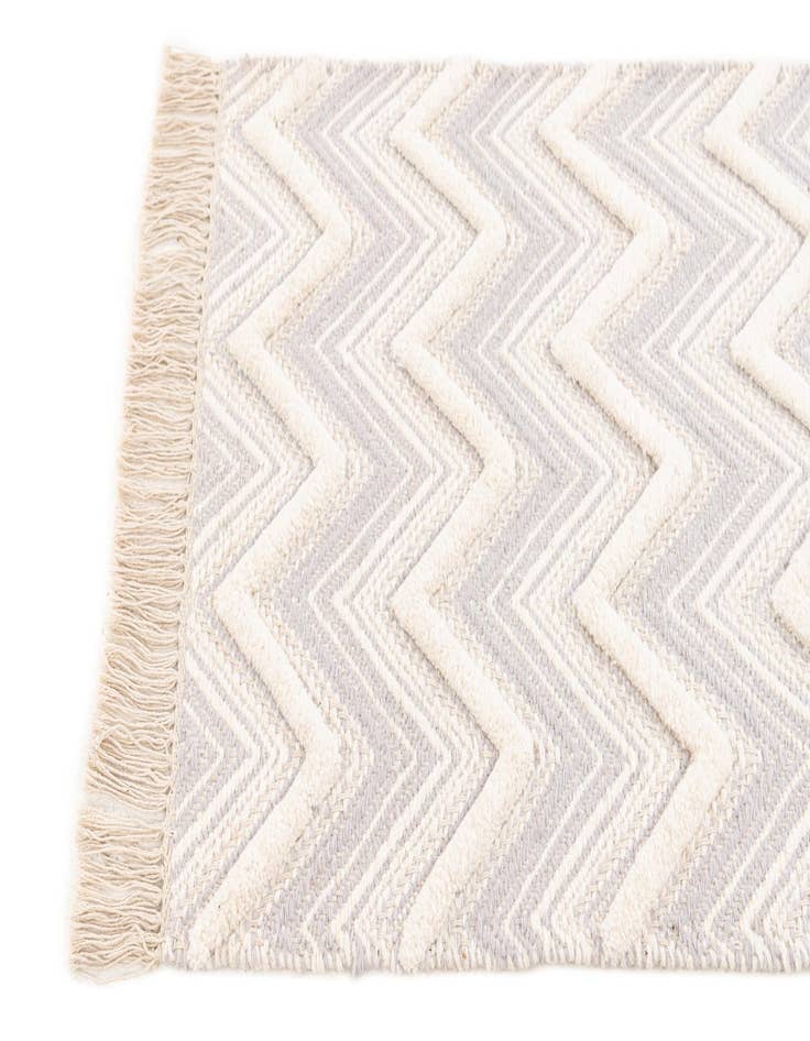 Detail image of  2' x 3'  Hand Braided Jute Rug