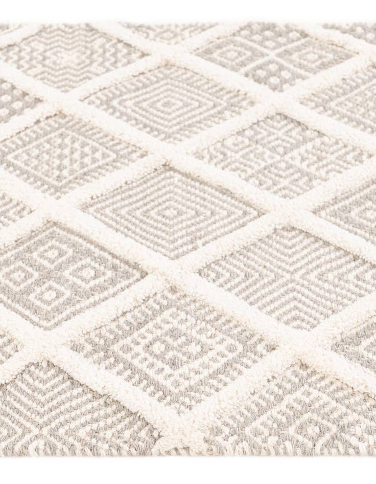 Detail image of  2' x 3'  Hand Braided Jute Rug