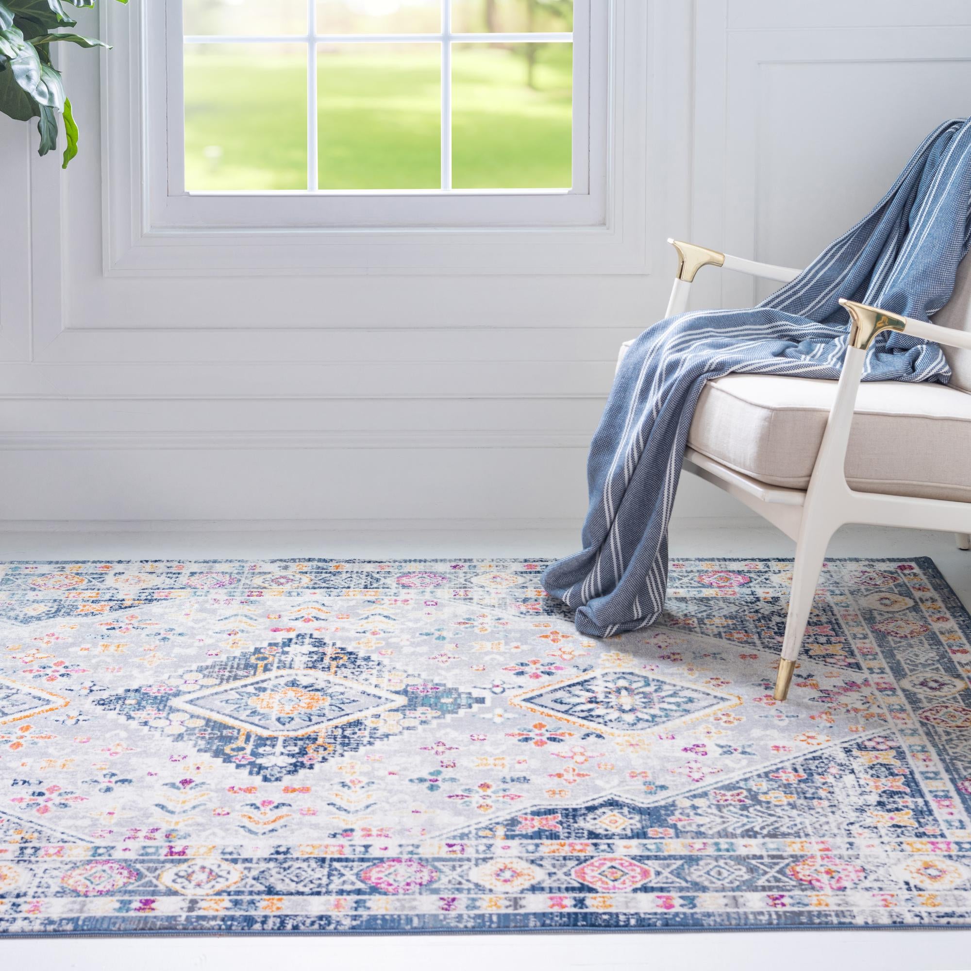 Light Gray 4' x 6' Budapest Rug | Rugs.com