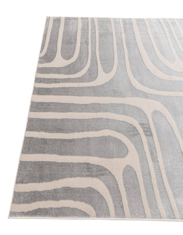 Detail image of  5' x 7' 4 Caspian Rug