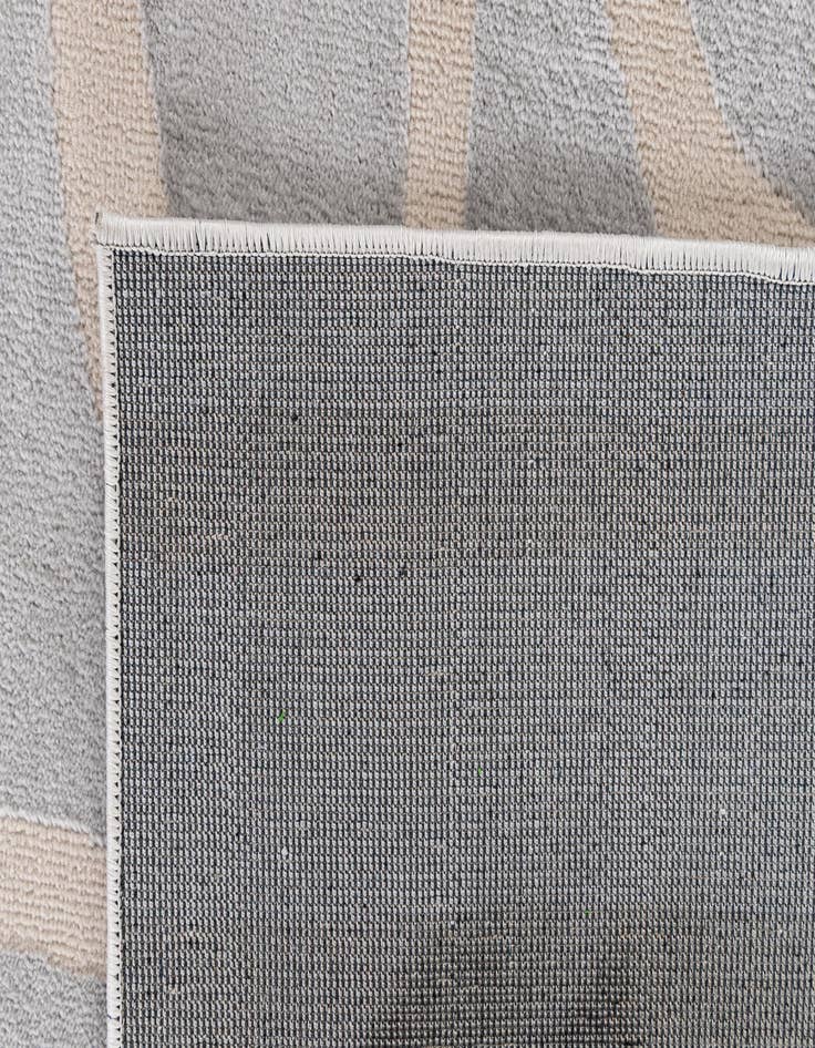 Detail image of  5' x 7' 4 Caspian Rug