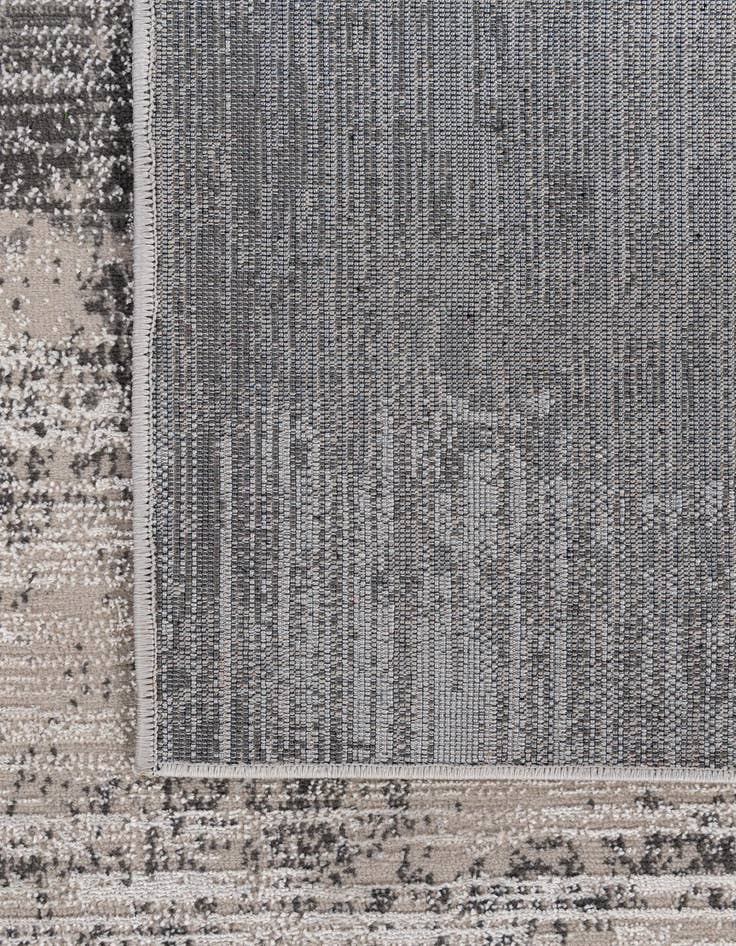 Detail image of 5' 3 x 7' 6 Caspian Rug