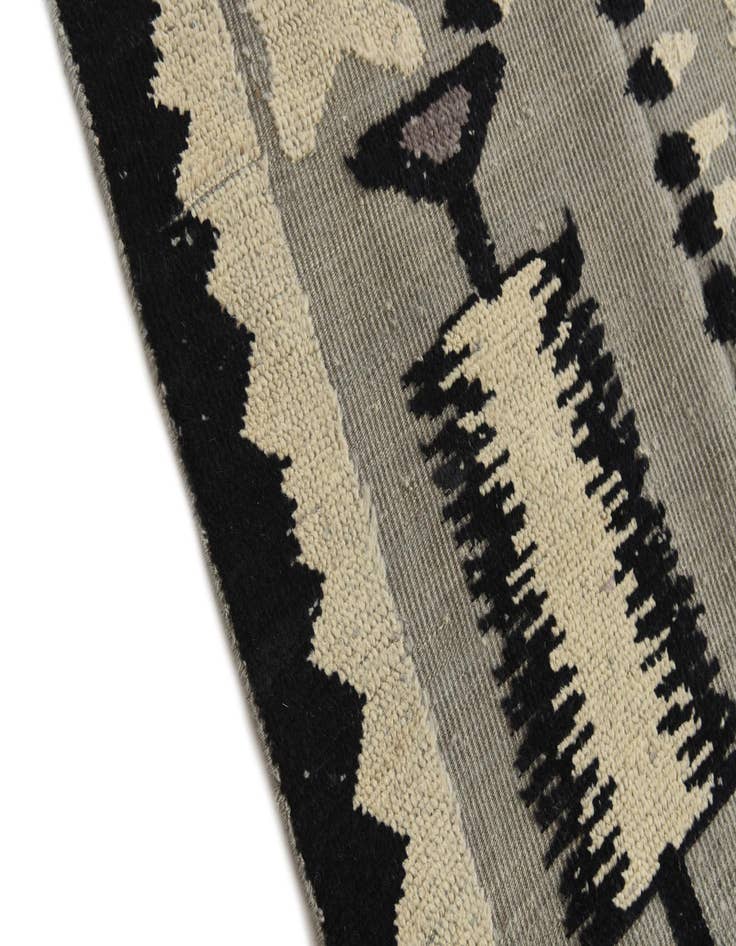 Detail image of  8' 1 x 10' 5  Hand Knotted Darya Wool Rug