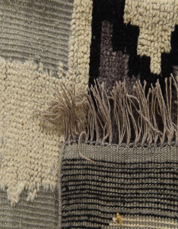 Detail image of  8' 1 x 10' 5  Hand Knotted Darya Wool Rug