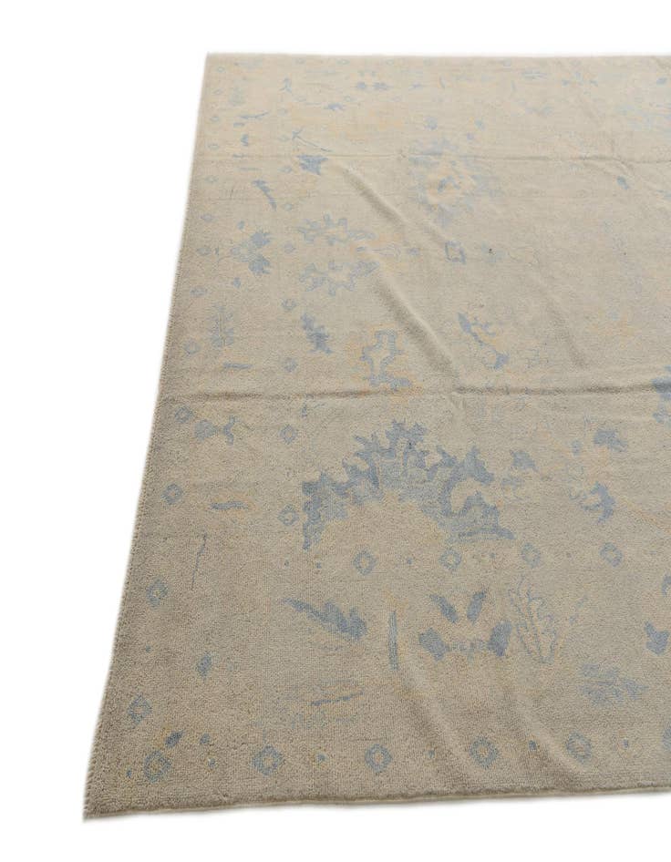 Detail image of  9' 8 x 13' 2  Hand Knotted Darya Wool Rug