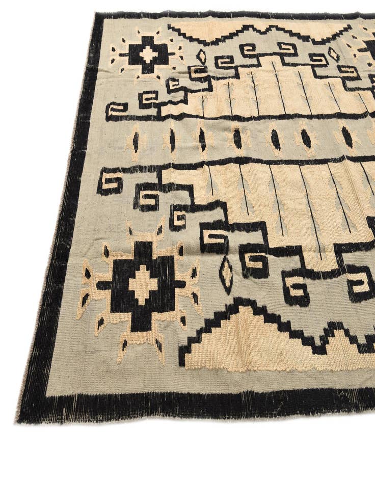 Detail image of  8' x 10' 6  Hand Knotted Darya Wool Rug