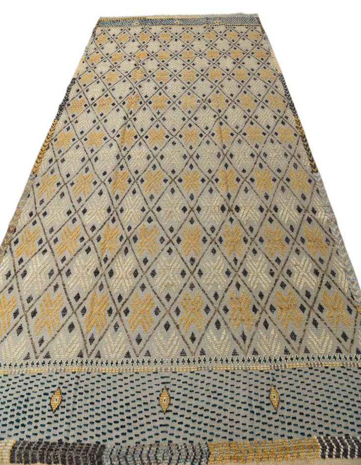 Detail image of  9' 11 x 14'  Hand Knotted Darya Wool Rug