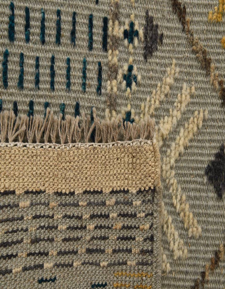 Detail image of  9' 11 x 14'  Hand Knotted Darya Wool Rug