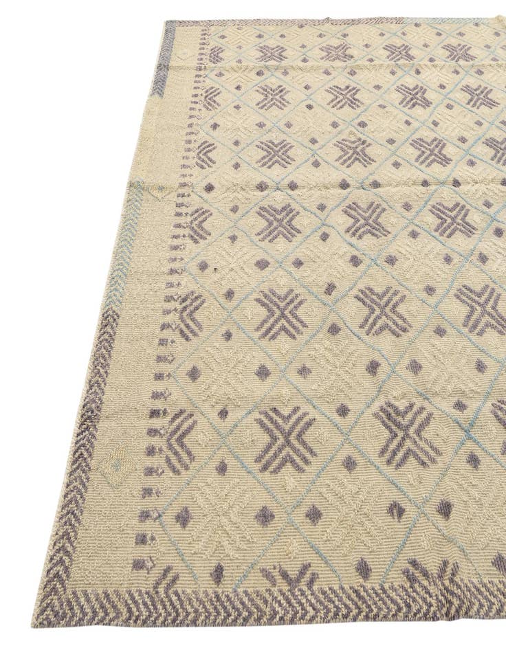 Detail image of  8' 7 x 12' 6  Hand Knotted Darya Wool Rug