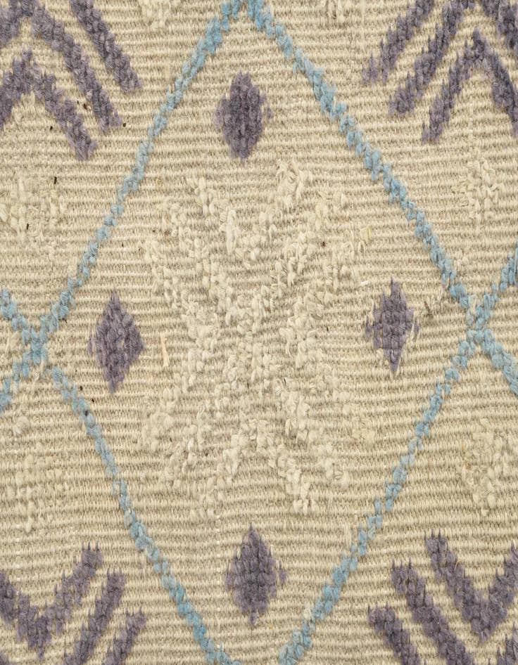 Detail image of  8' 7 x 12' 6  Hand Knotted Darya Wool Rug