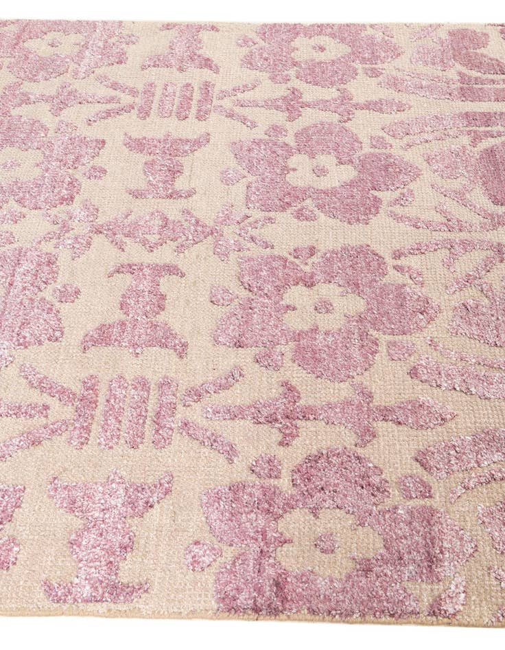 Detail image of  5' x 7' 9  Hand Knotted Darya Rug
