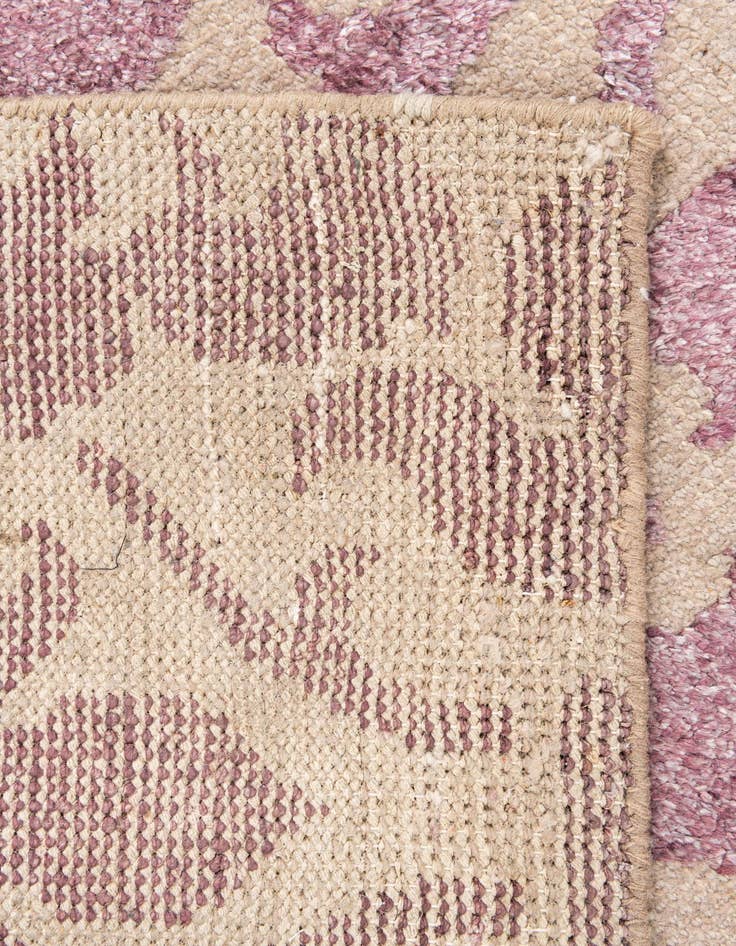 Detail image of  5' x 7' 9  Hand Knotted Darya Rug