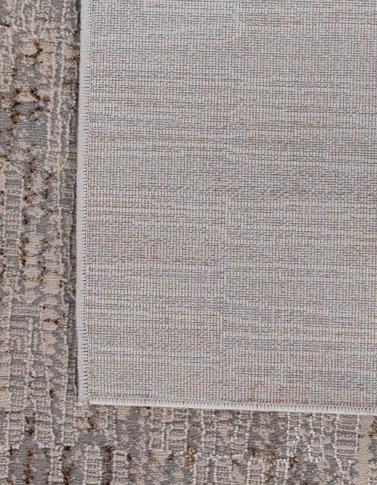 Detail image of  5' 3 x 7' 7 Delilah Rug