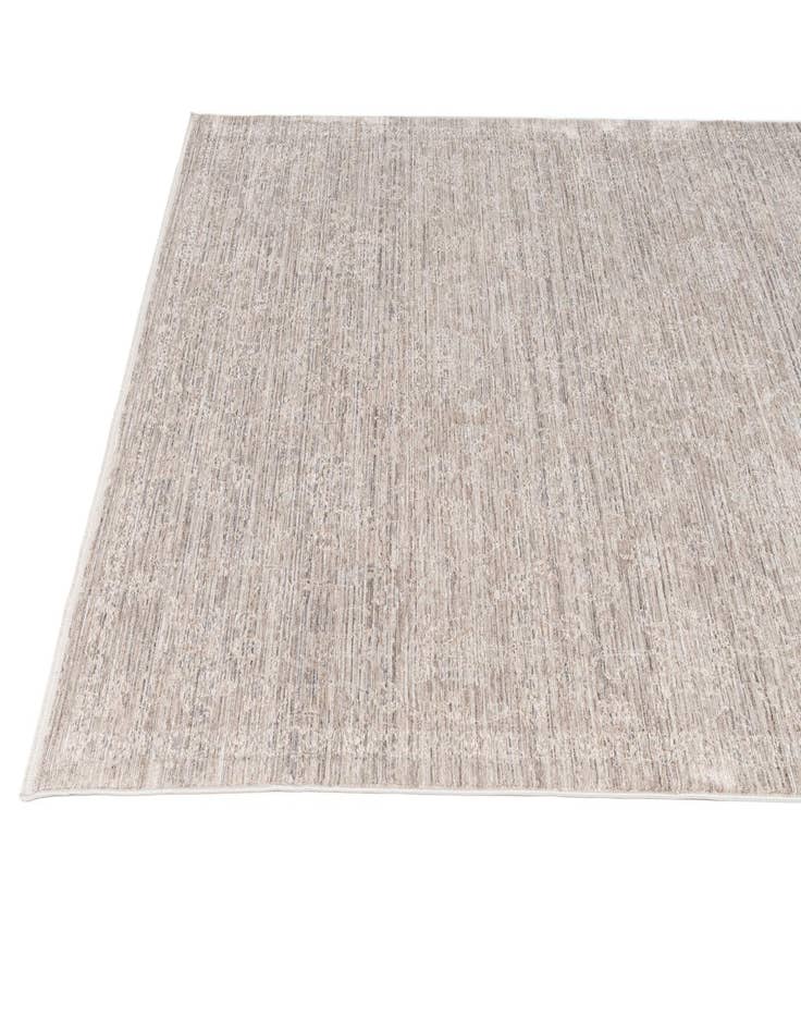 Detail image of  4' 10 x 7' 2 Empera Rug