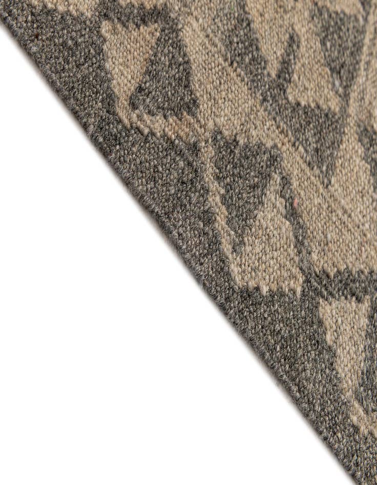 Detail image of  3' 11 x 6' 2  Hand Woven Kilim Maymana Wool Rug