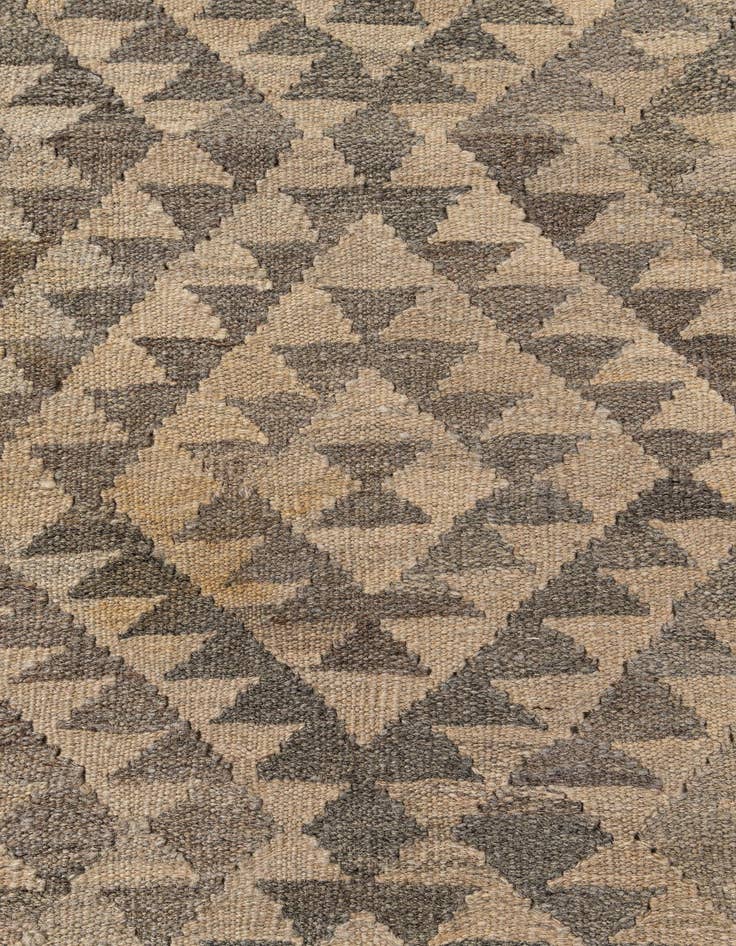 Detail image of  3' 11 x 6' 2  Hand Woven Kilim Maymana Wool Rug
