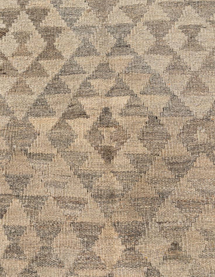 Detail image of  5' 5 x 6' 10  Hand Woven Kilim Maymana Wool Rug
