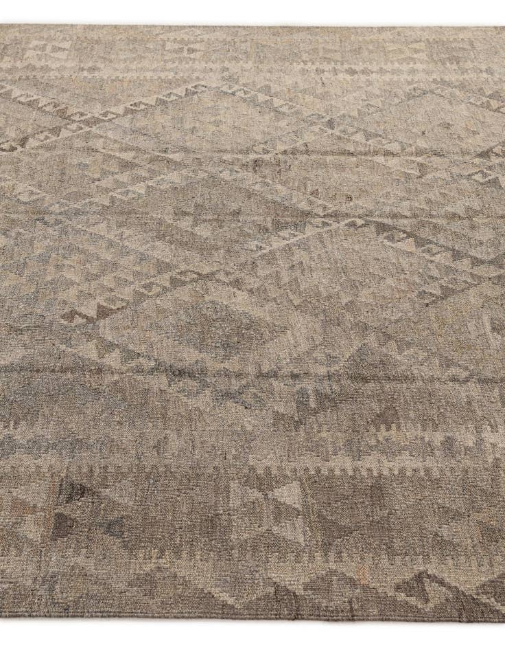 Detail image of  6' 8 x 9' 11  Hand Woven Kilim Maymana Wool Rug