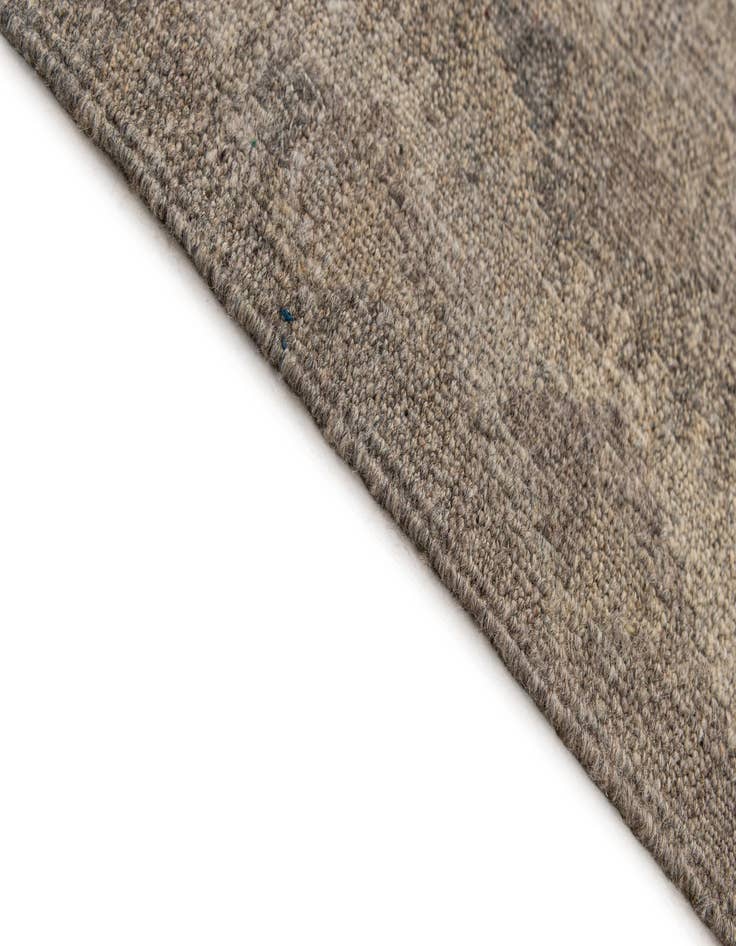 Detail image of  6' 8 x 9' 11  Hand Woven Kilim Maymana Wool Rug