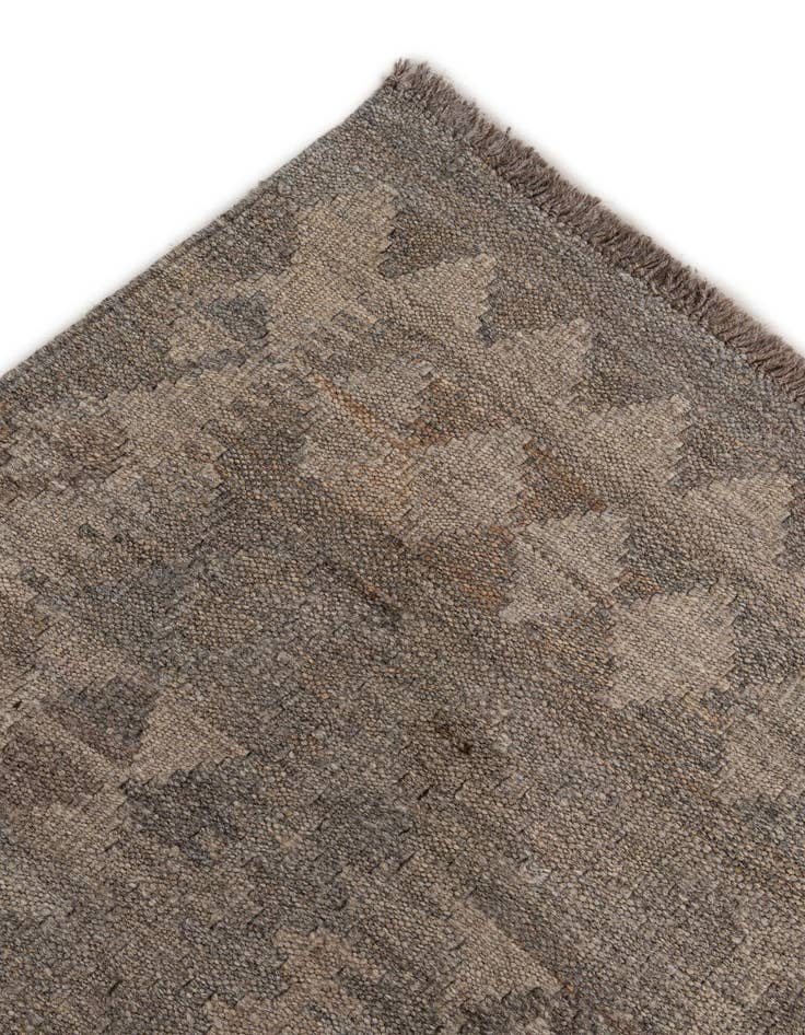 Detail image of  6' 8 x 9' 11  Hand Woven Kilim Maymana Wool Rug