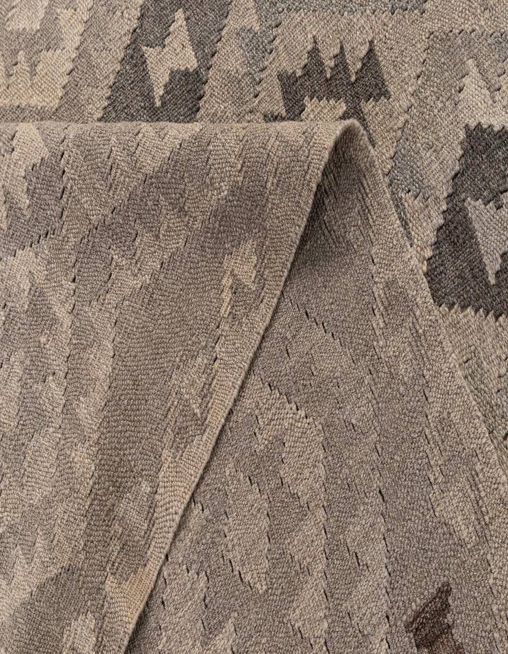 Detail image of  6' 9 x 10'  Hand Woven Kilim Maymana Wool Rug