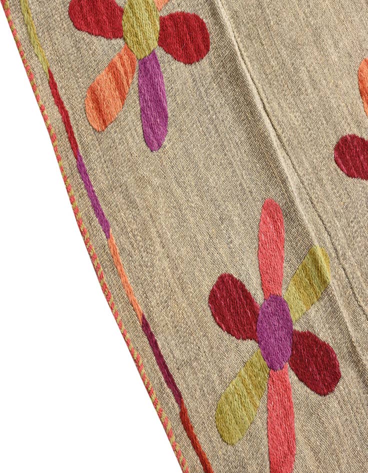 Detail image of  3' 11 x 5' 4  Hand Woven Kilim Suzani Wool Rug