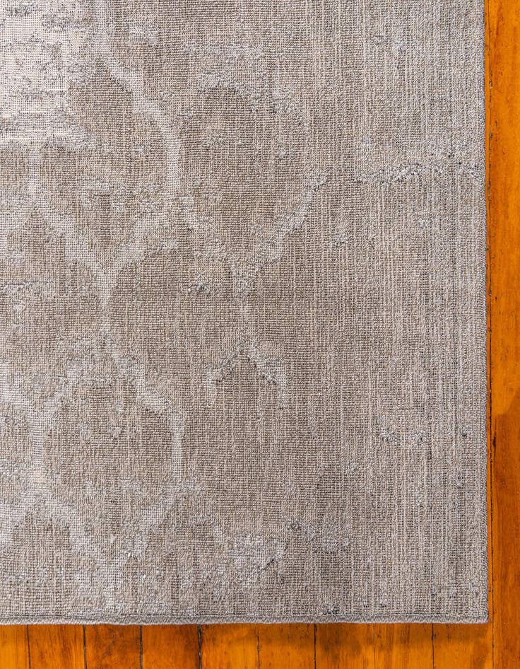 Detail image of  8' x 10' Lattice Rug