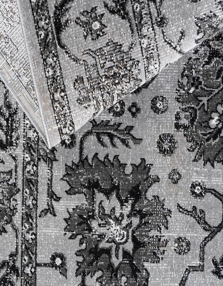 Detail image of  4' x 6' Lucerne Rug