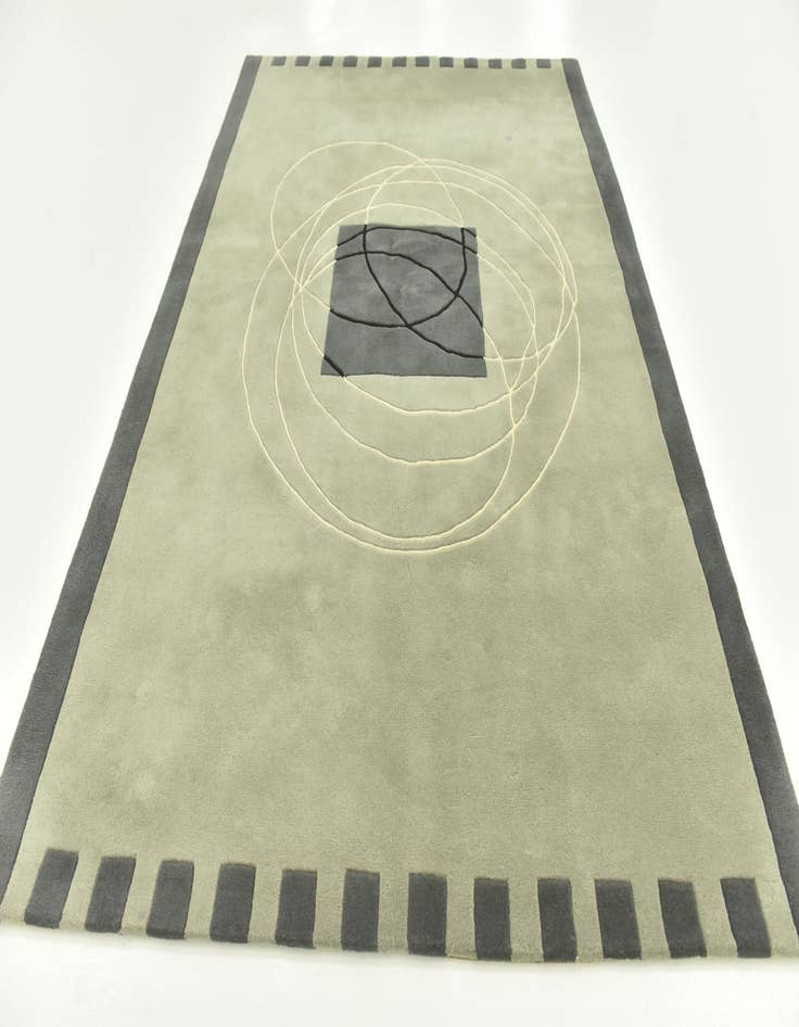 Detail image of  5' 7 x 7' 9 Luna Wool Rug