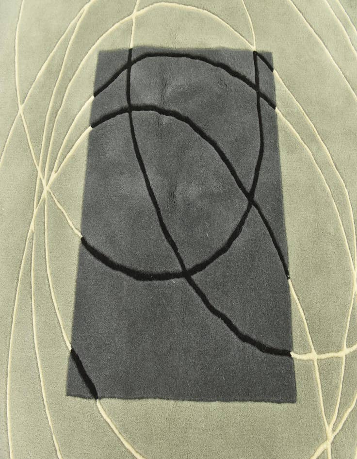 Detail image of  5' 7 x 7' 9 Luna Wool Rug