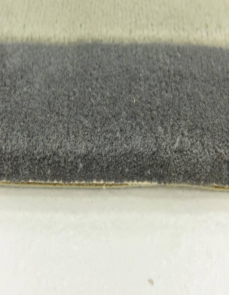 Detail image of  5' 7 x 7' 9 Luna Wool Rug