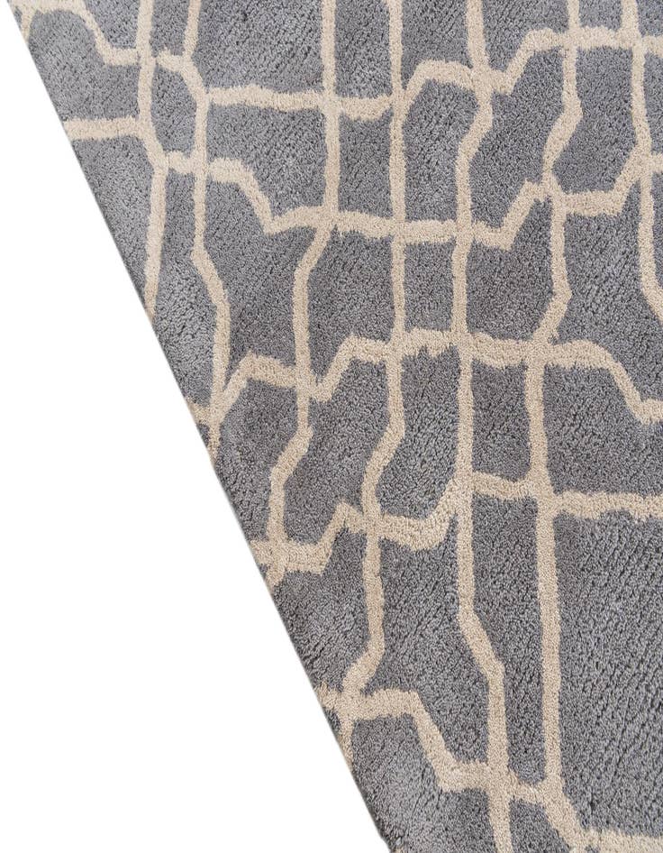 Detail image of  5' x 8' Luna Rug