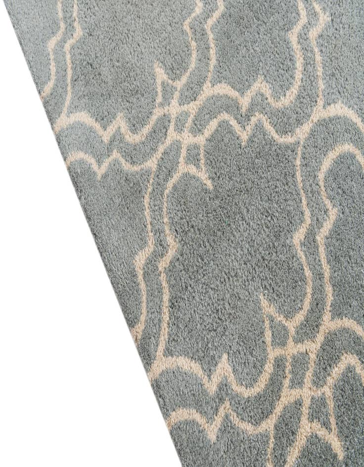Detail image of  5' x 8' Luna Rug