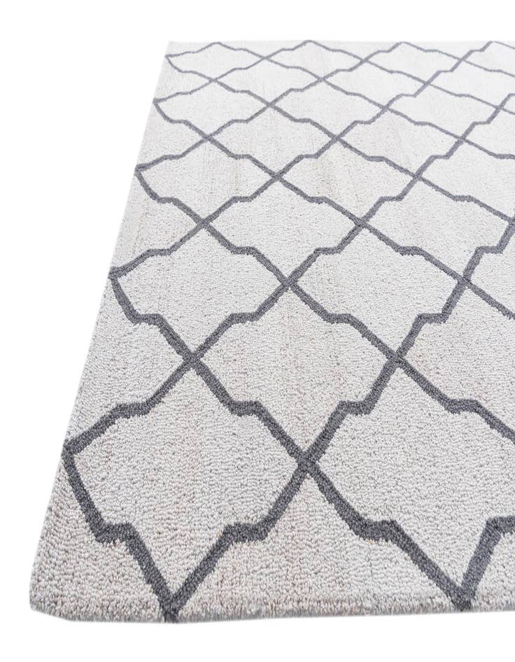 Detail image of  5' x 8' Luna Rug