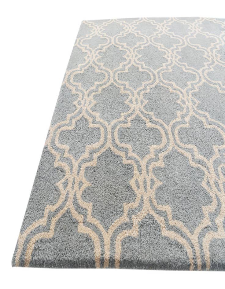 Detail image of  5' 1 x 8' 1 Luna Rug