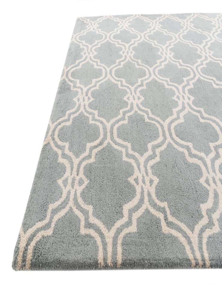 Detail image of  5' x 8' Luna Rug