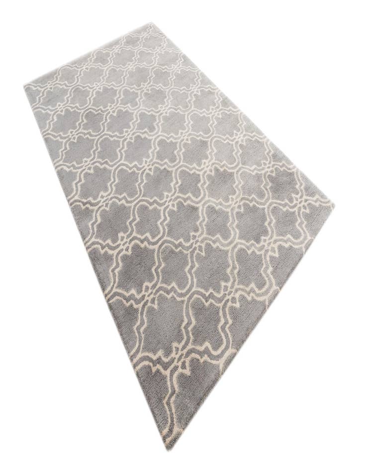 Detail image of  5' x 8' Luna Rug