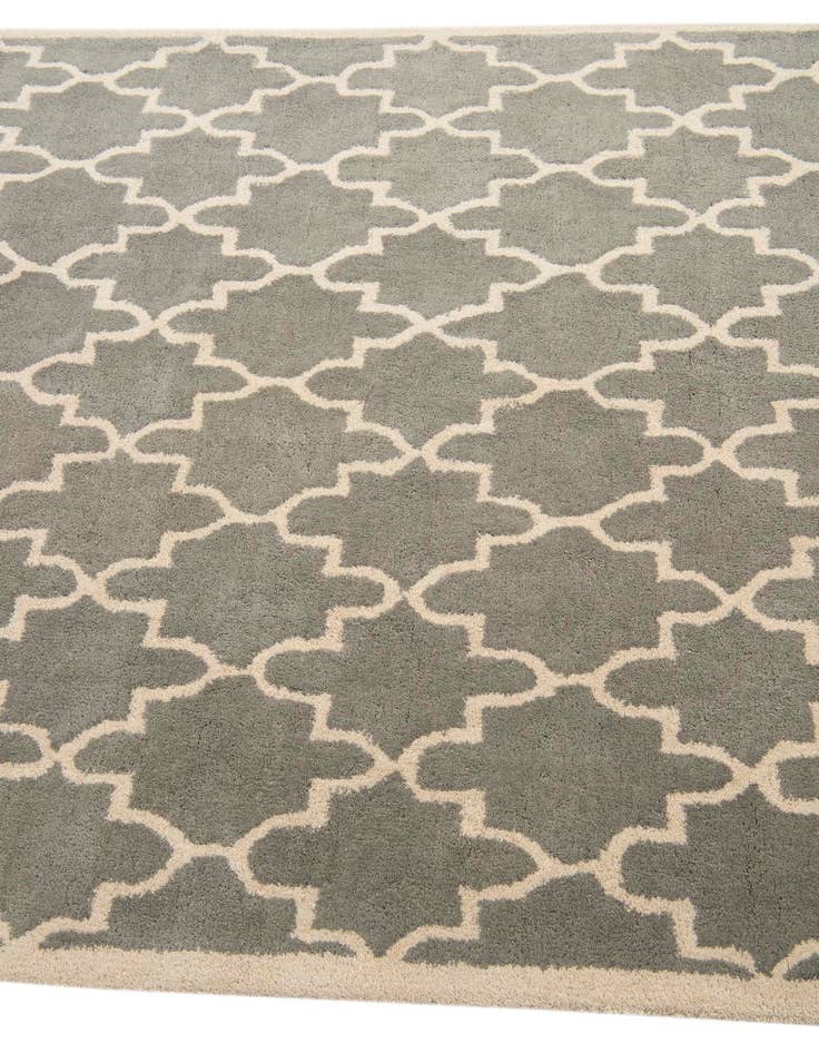 Detail image of  5' 1 x 8' Luna Rug