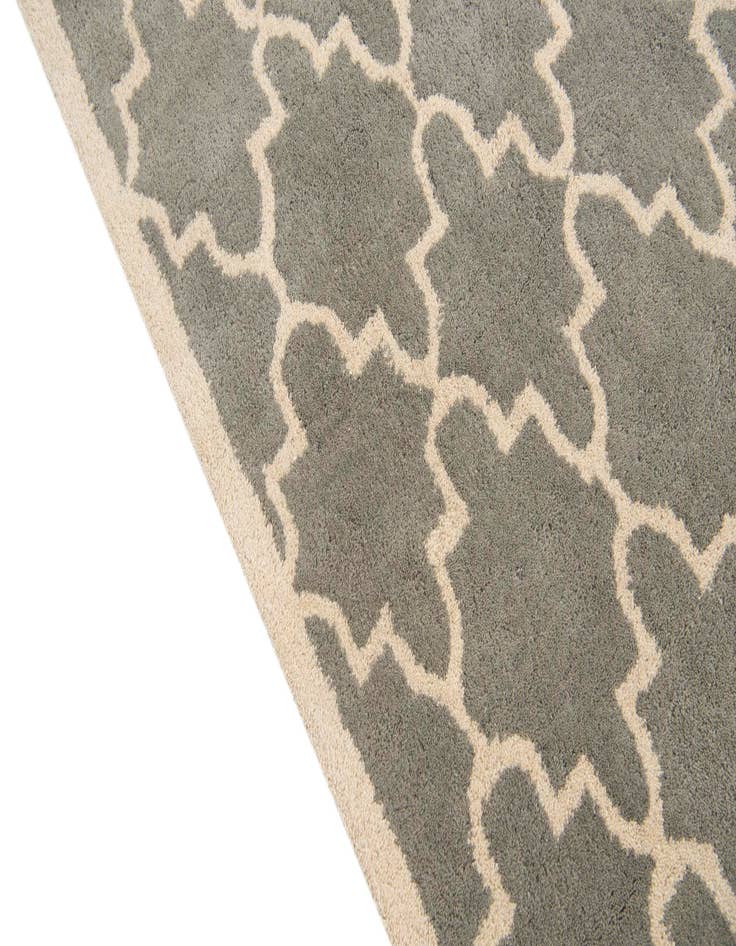 Detail image of  5' 1 x 8' Luna Rug