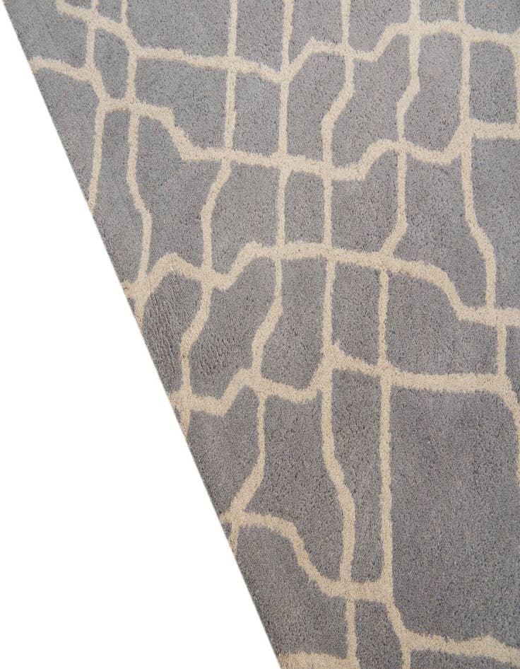 Detail image of  5' 1 x 8' Luna Rug
