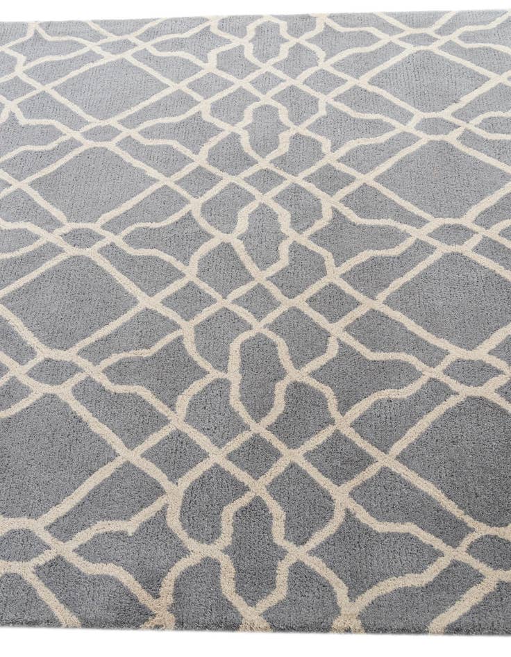 Detail image of  5' x 7' 10 Luna Rug