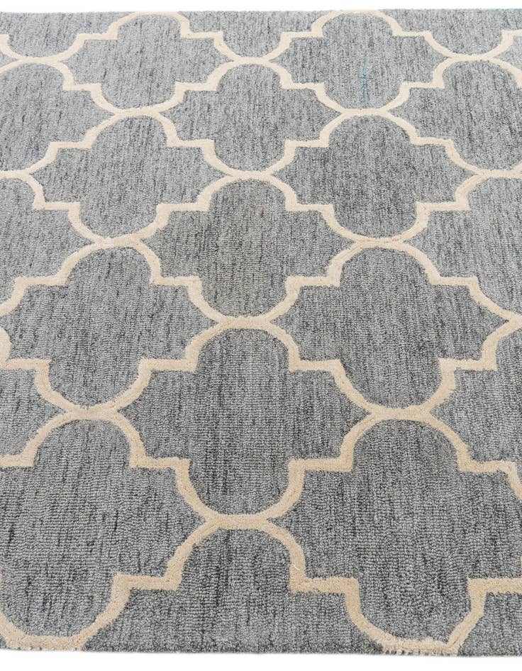 Detail image of  5' 1 x 8' Luna Rug