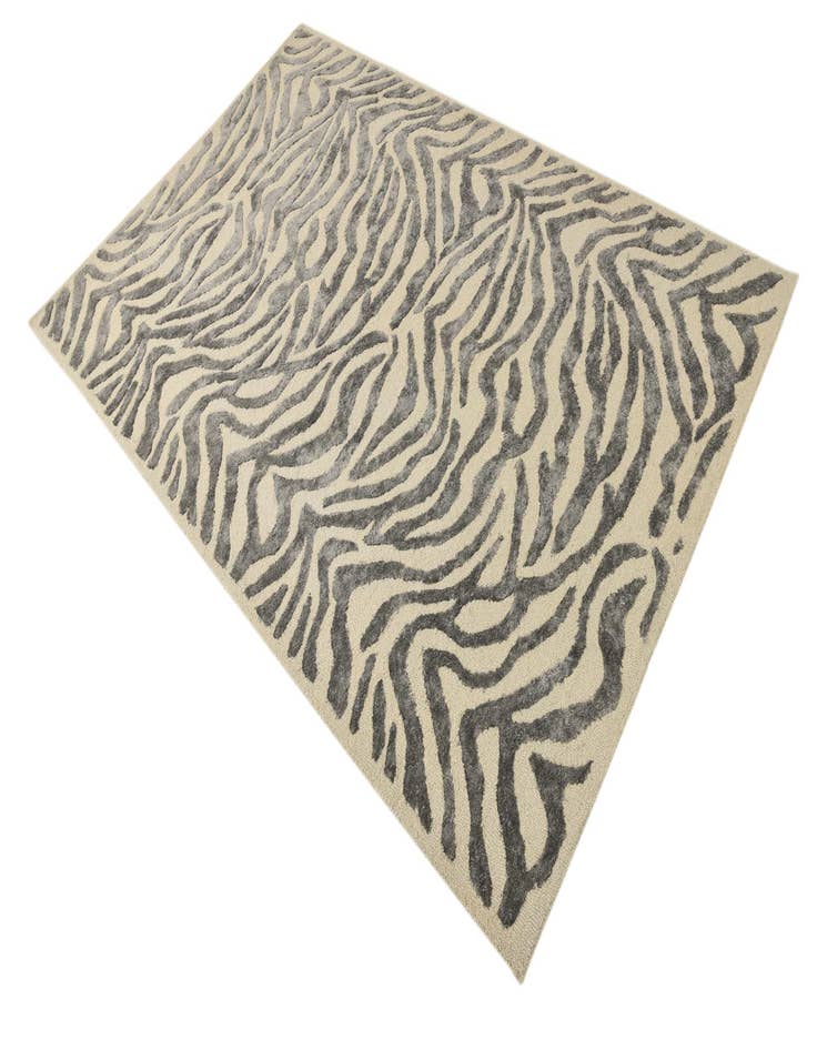 Detail image of  5' x 7' 11 Luna Rug