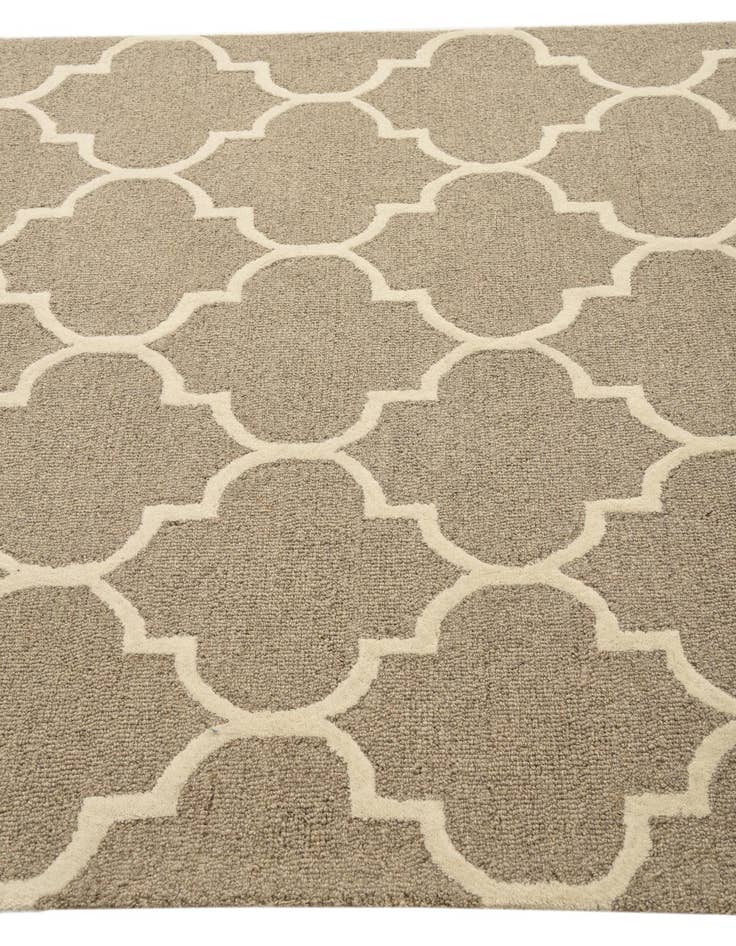 Detail image of  5' x 8' Luna Rug