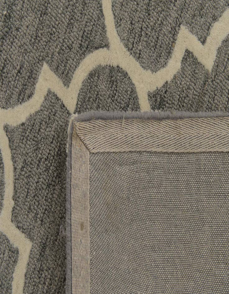 Detail image of  5' 2 x 8' 1 Luna Rug